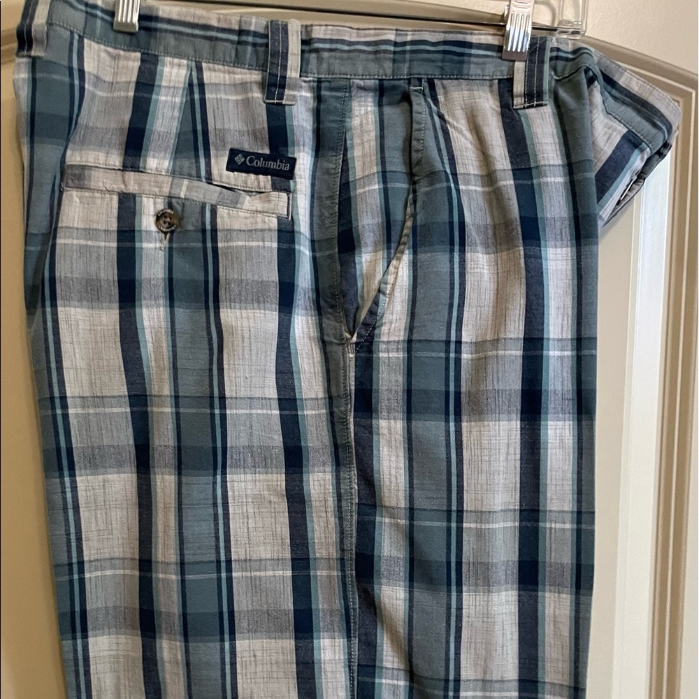 Men’s Columbia Shorts